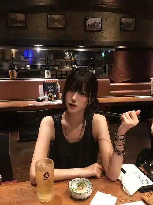 约爱社区app全景科技背景